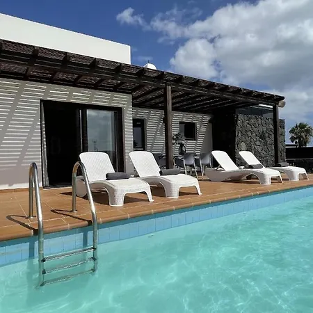 La Isla Playa Blanca Private Pool * Playa Blanca (Lanzarote)